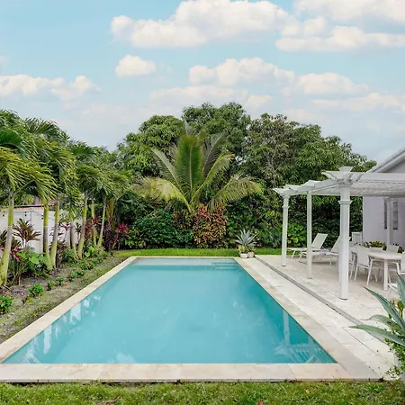 Villa Luxury Miami Casa Bonita With Tropical Pool Oasis